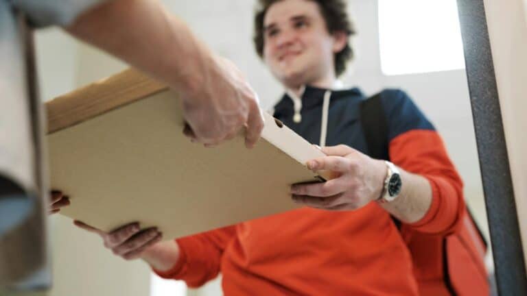 The “Gig Economy” on Wheels: Who’s Liable in an Accident with a DoorDash or Uber Eats Driver?